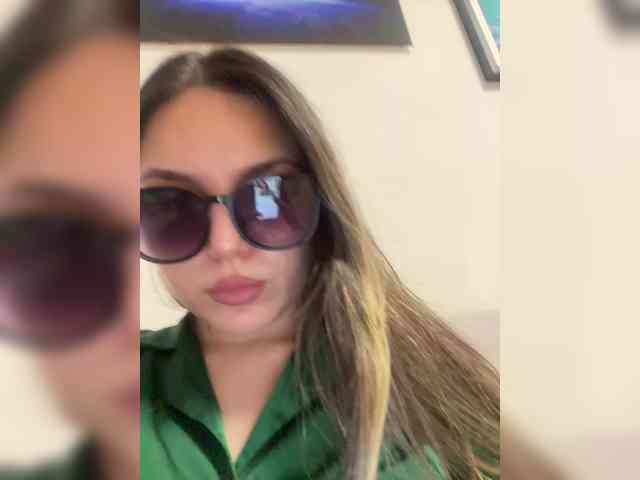 JULIE21 webcam