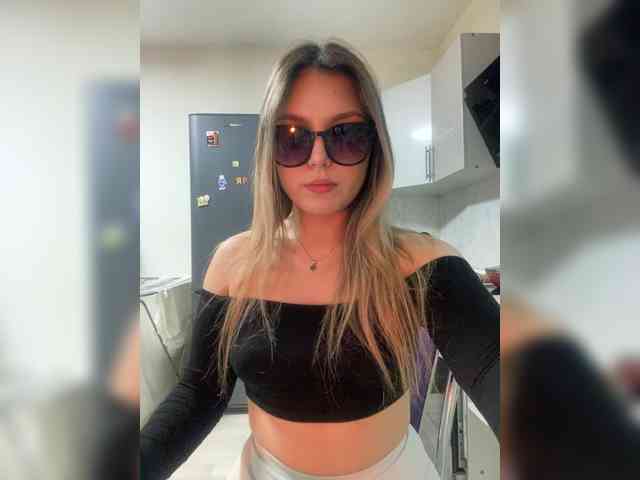 JULIE21 webcam