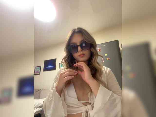 JULIE21 webcam