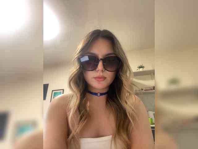 JULIE21 webcam