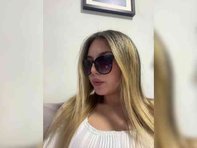 JULIE21 webcam