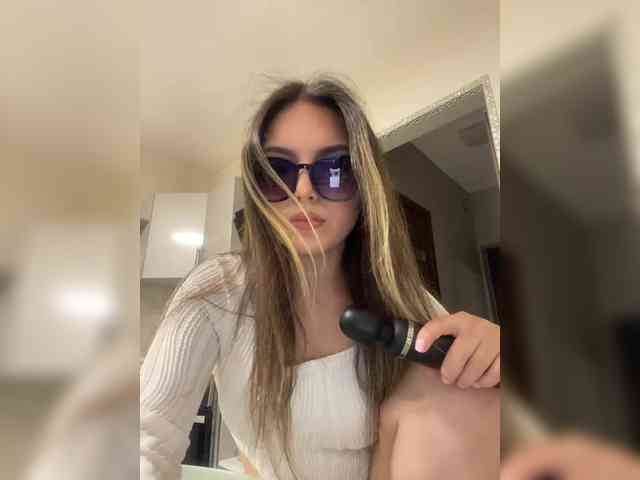 JULIE21 webcam