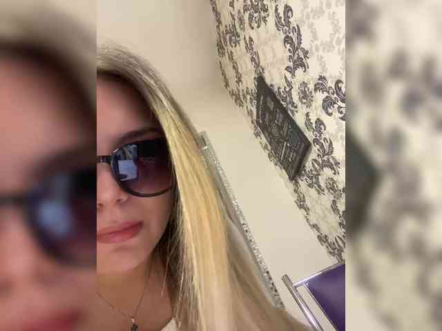 JULIE21 webcam