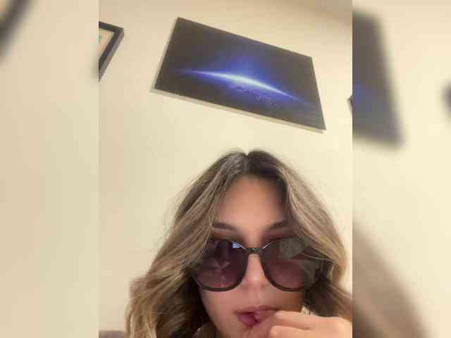 JULIE21 webcam