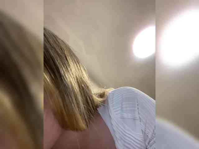 JULIE21 webcam