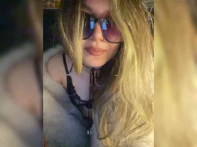 JULIE21 webcam