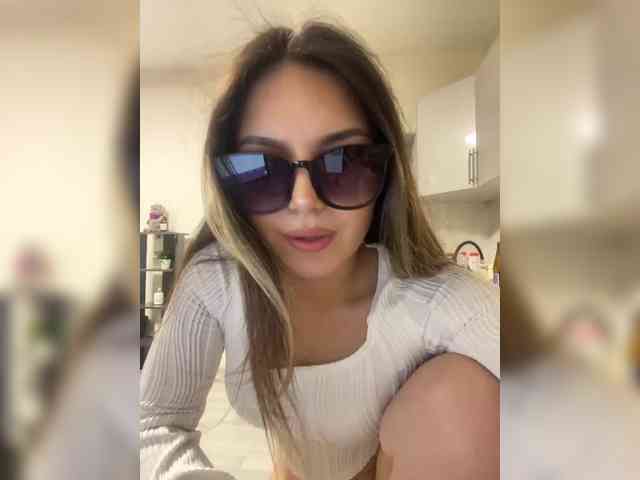 JULIE21