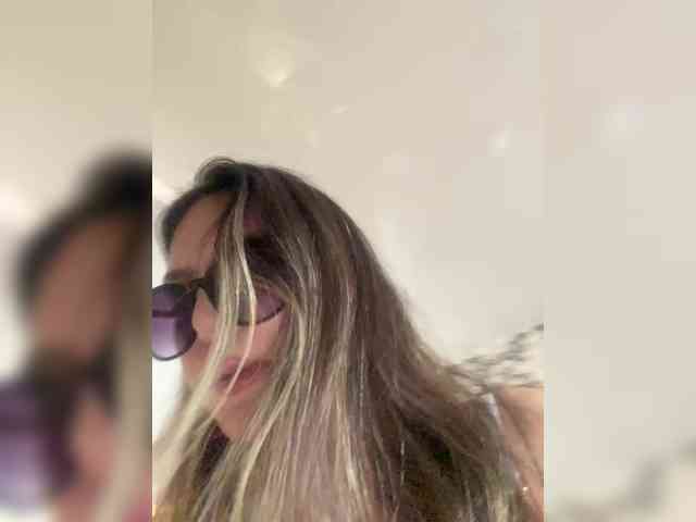 JULIE21 webcam
