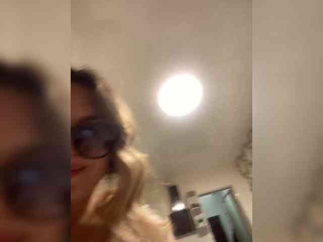 JULIE21 webcam