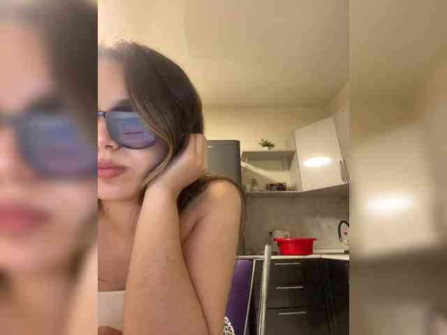JULIE21 webcam