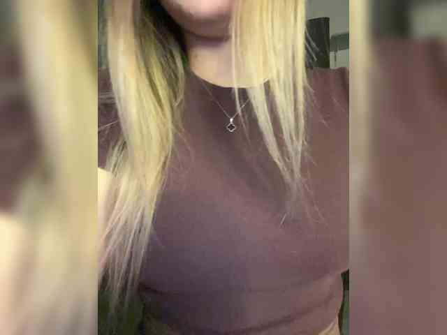 JULIE21 webcam