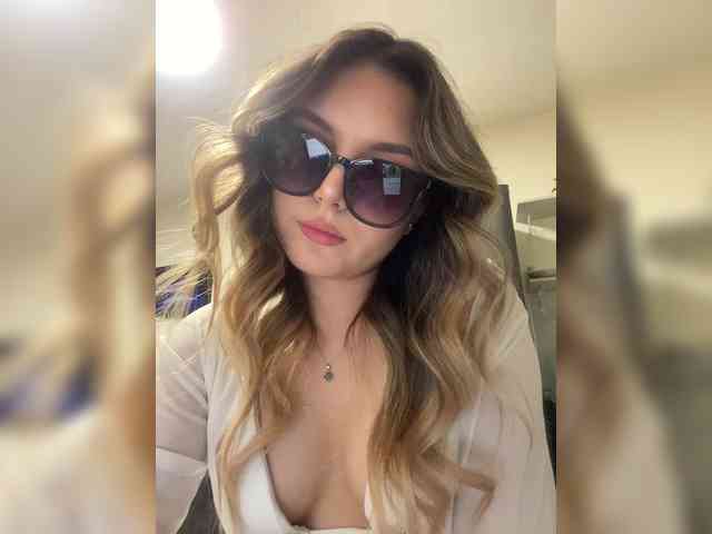 JULIE21 webcam