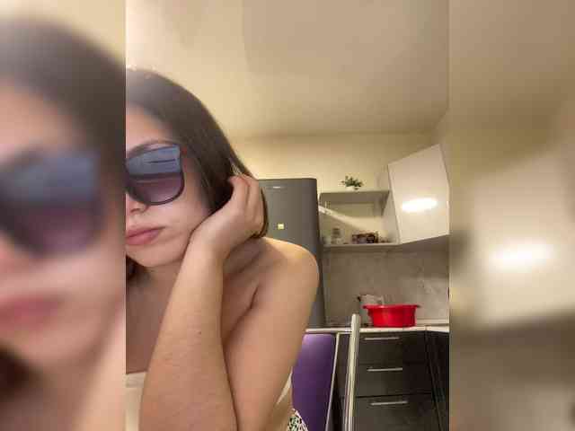JULIE21 webcam