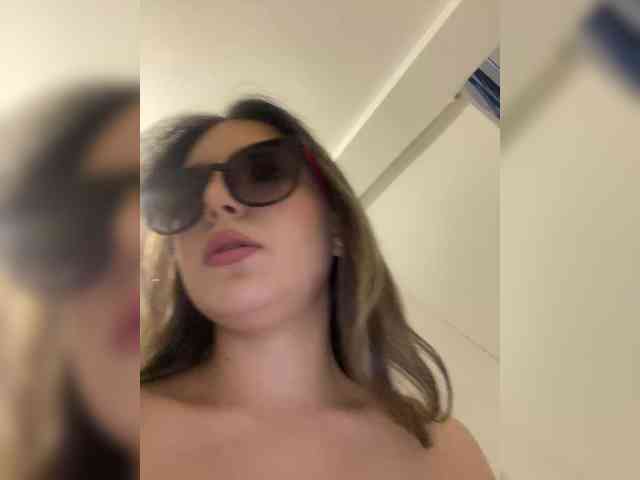JULIE21 webcam