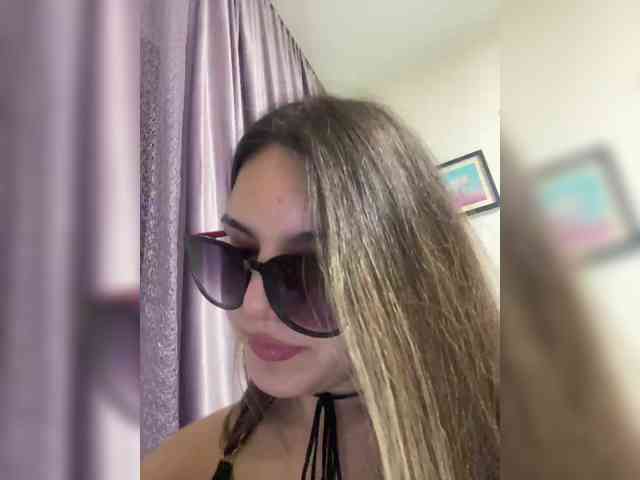 JULIE21 webcam