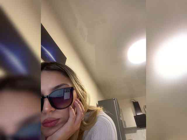 JULIE21 webcam
