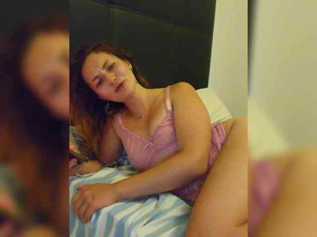 VickyBoom webcam