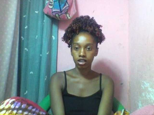 Marceliahh webcam bongacams model stream image