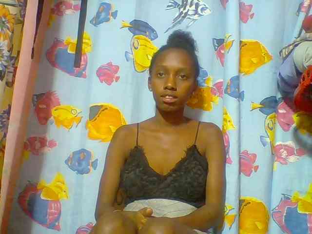 Marceliahh webcam