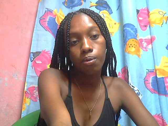 Marceliahh webcam