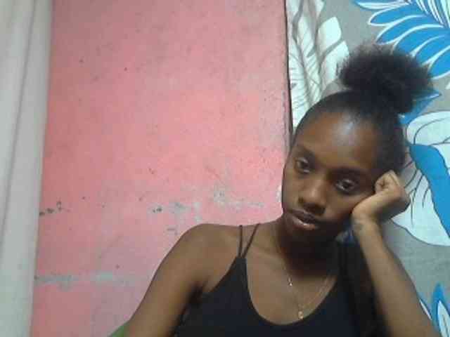 Marceliahh webcam