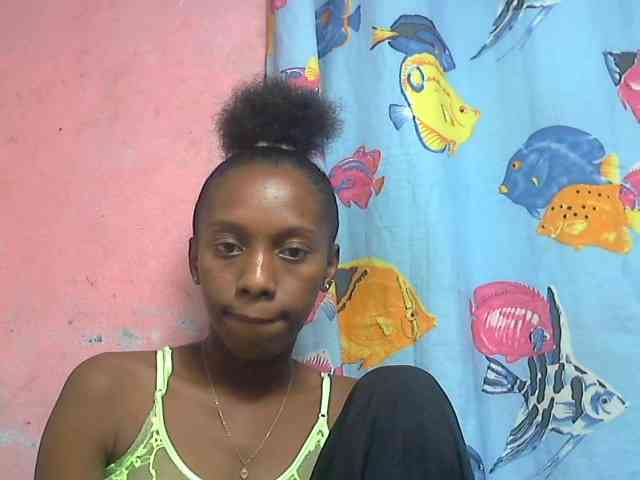 Marceliahh webcam