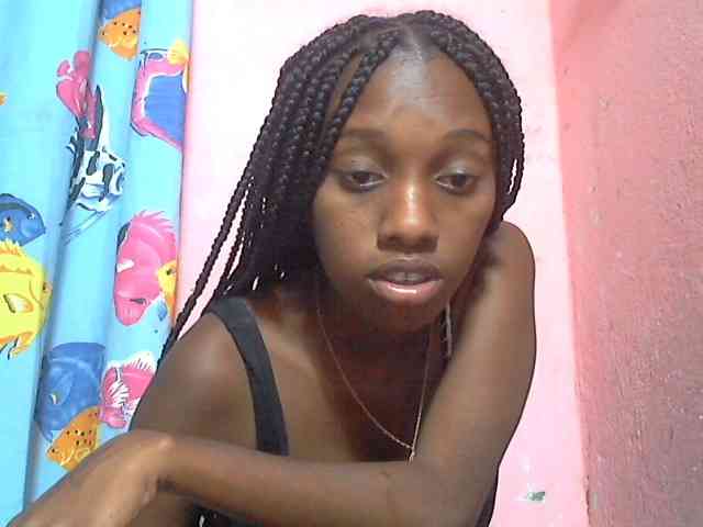 Marceliahh webcam