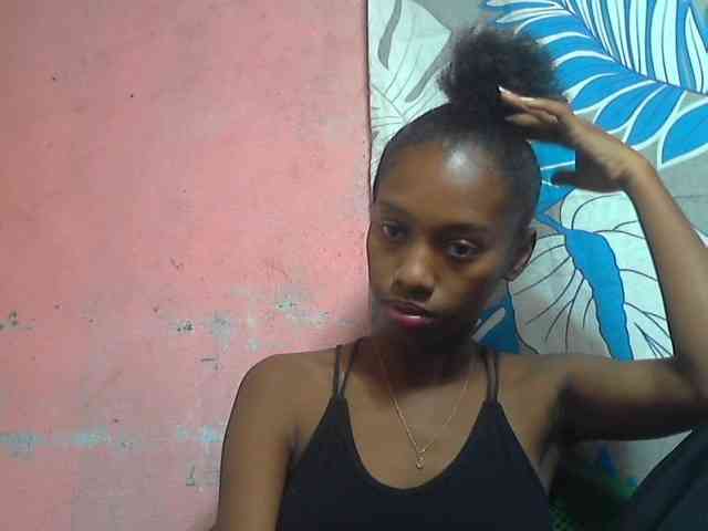 Marceliahh webcam