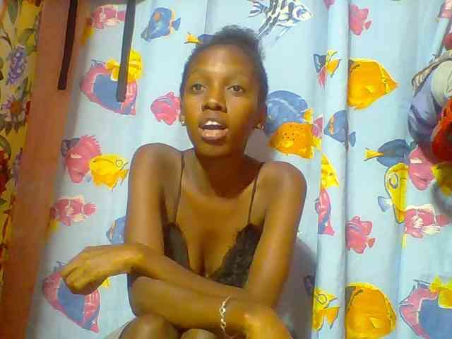 Marceliahh webcam