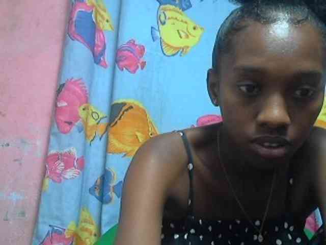 Marceliahh webcam