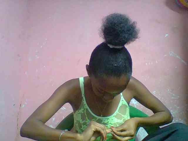 Marceliahh webcam