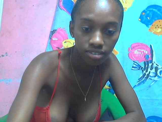 Marceliahh webcam