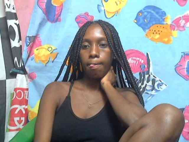 Marceliahh webcam