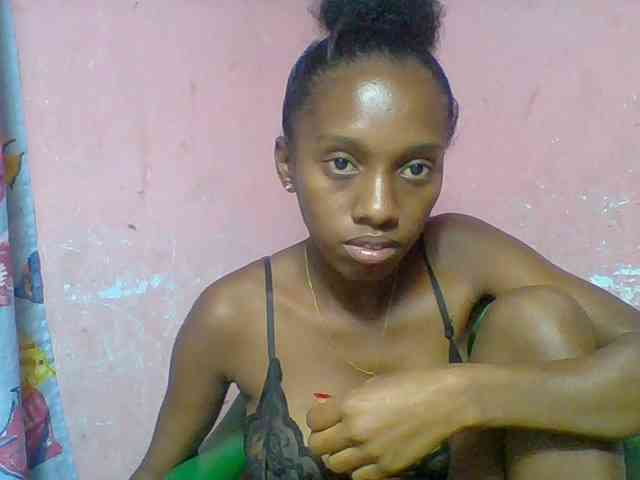 Marceliahh webcam