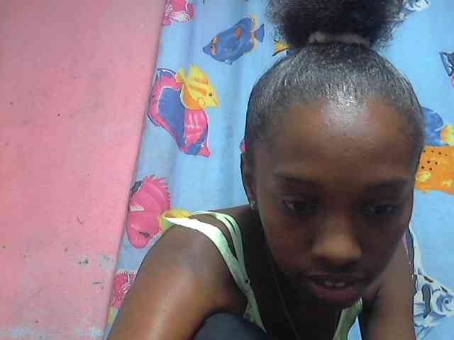 Marceliahh webcam