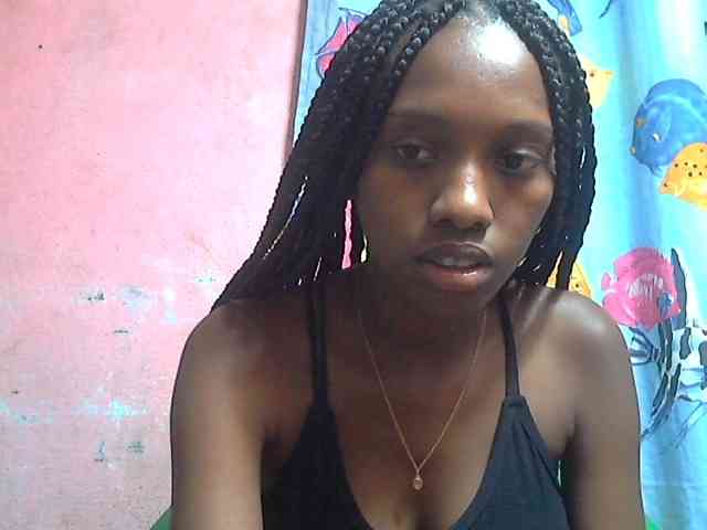 Marceliahh webcam