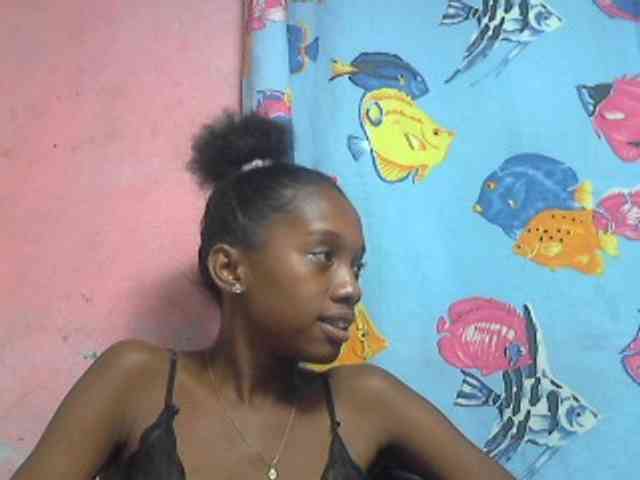 Marceliahh webcam