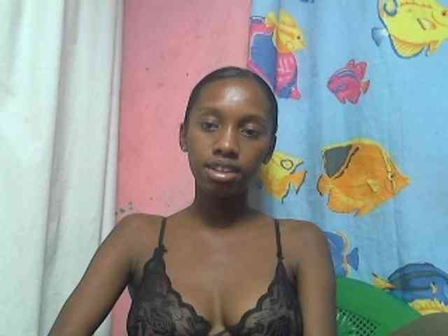 Marceliahh webcam