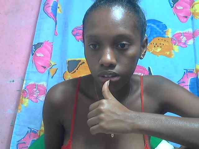 Marceliahh webcam