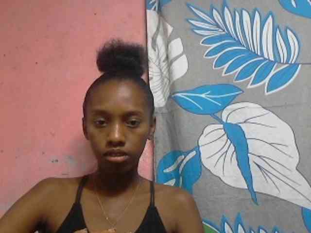 Marceliahh webcam