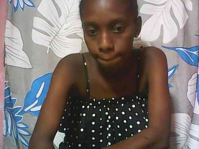 Marceliahh webcam