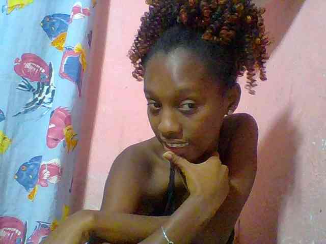Marceliahh webcam