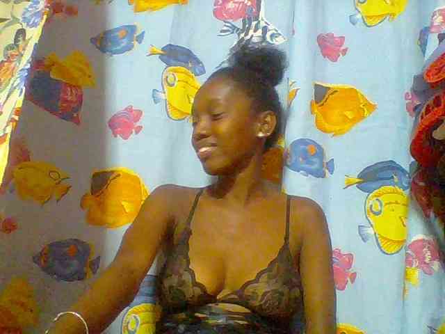 Marceliahh webcam