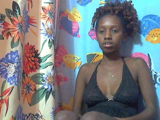 Marceliahh webcam