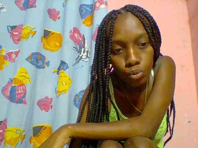 Marceliahh webcam