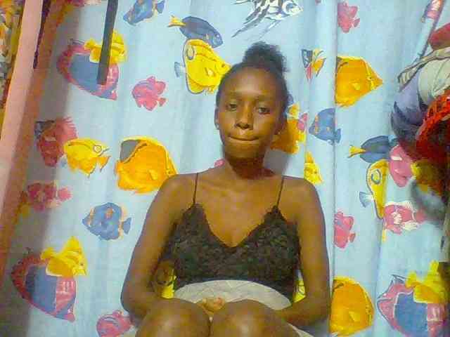 Marceliahh webcam