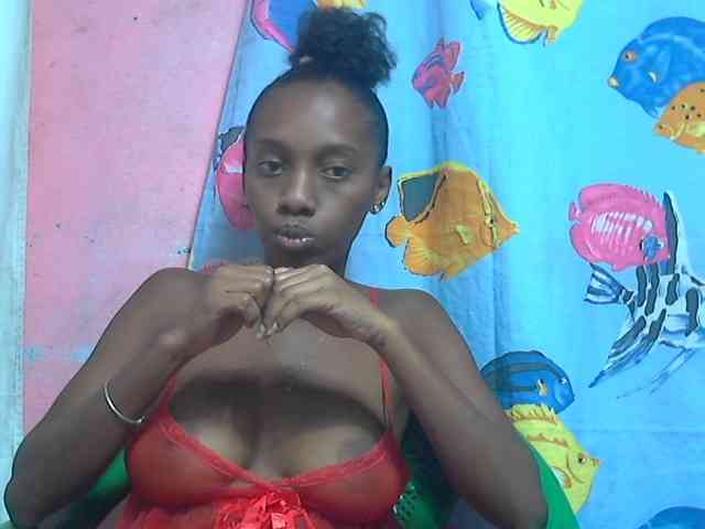 Marceliahh webcam