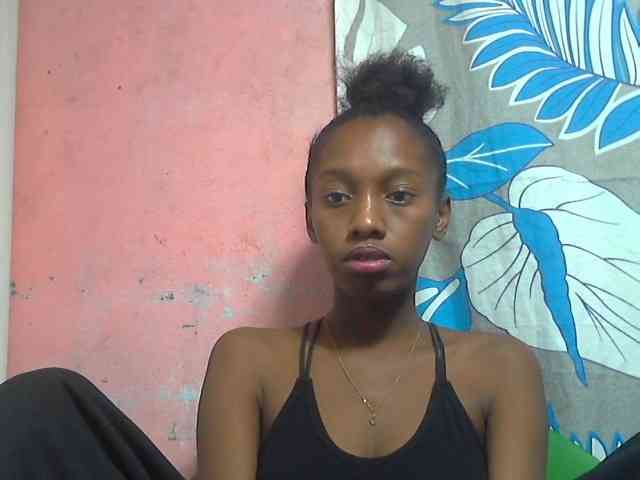 Marceliahh webcam