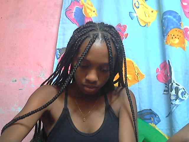 Marceliahh webcam