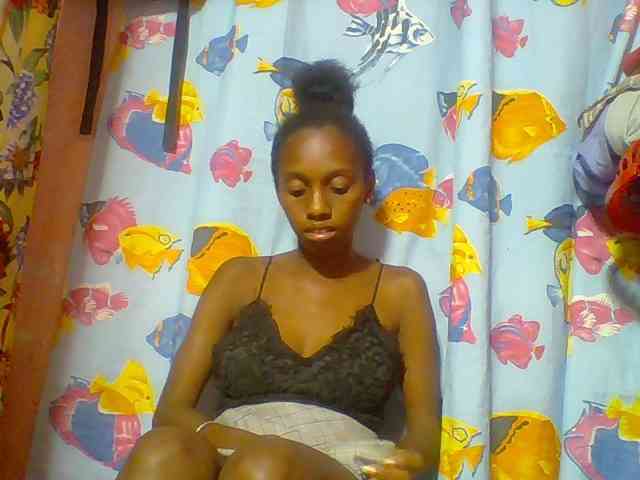 Marceliahh webcam